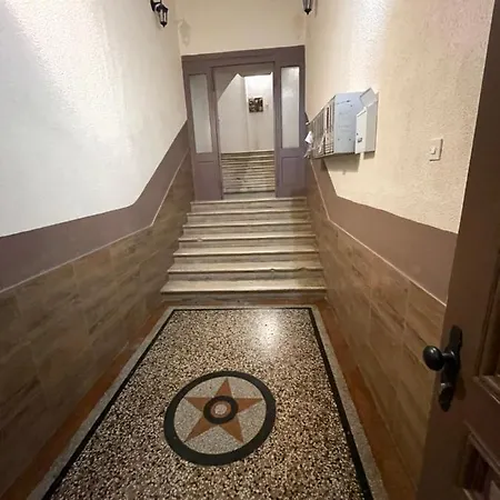 Premium Class - Free Parking